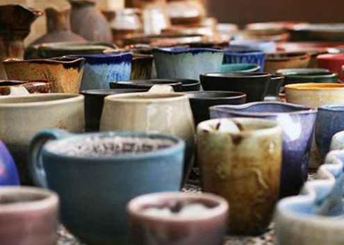 ceramic mugs background